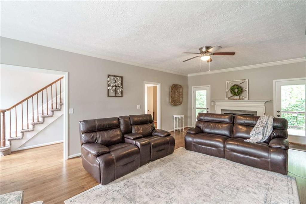 2811 Ike Stone Road Property Photo 13