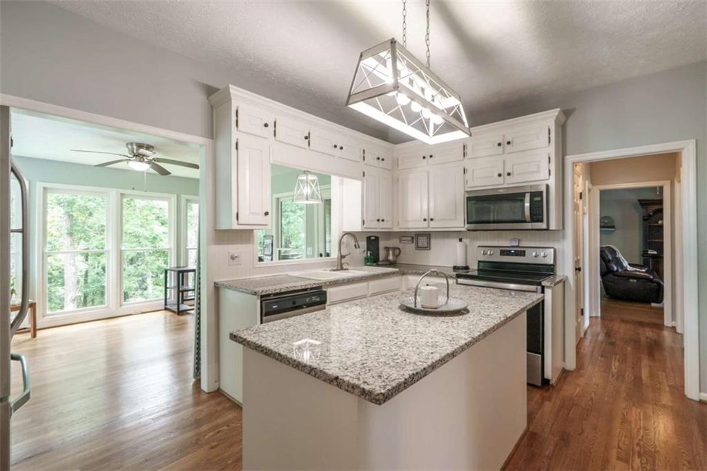 2811 Ike Stone Road Property Photo 16