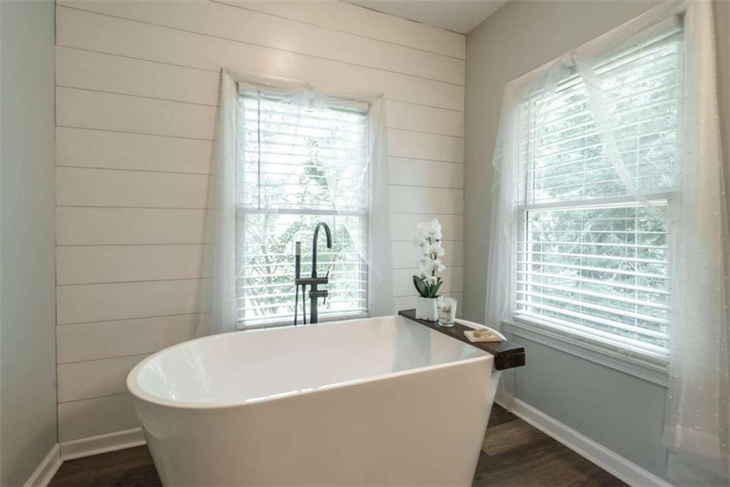 2811 Ike Stone Road Property Photo 31