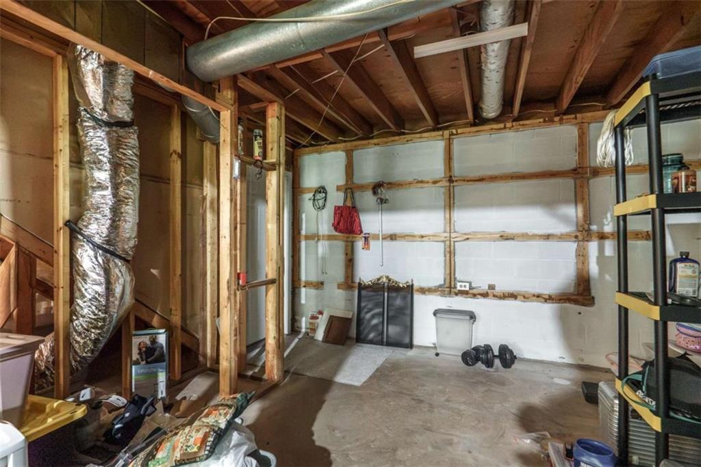 2811 Ike Stone Road Property Photo 66