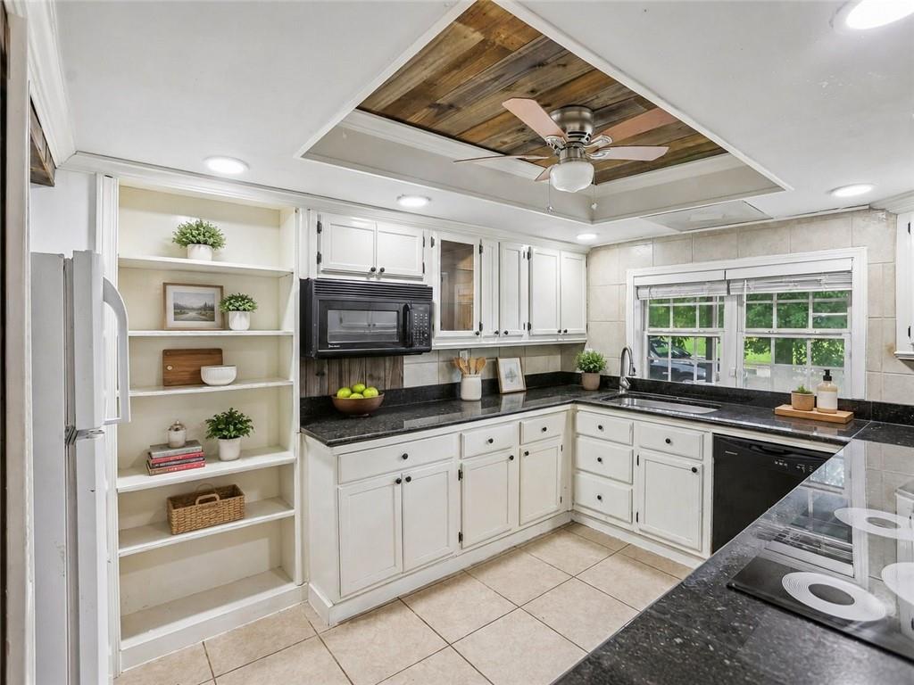 1256 Chambers Road Property Photo 4