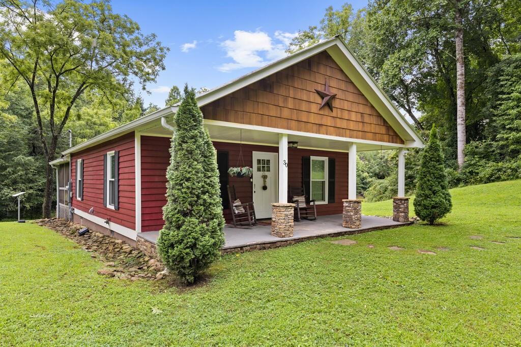 30 Seabolt Property Photo 4