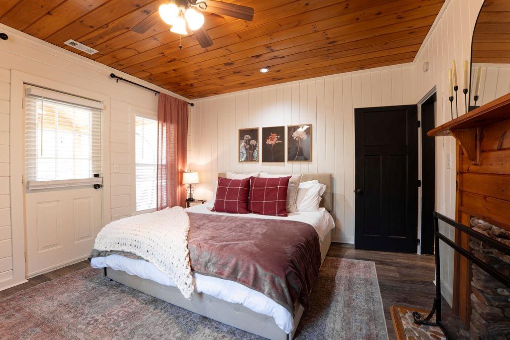 30 Seabolt Property Photo 16