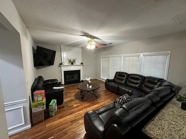 2722 Spindletop Lane Nw Property Photo 7