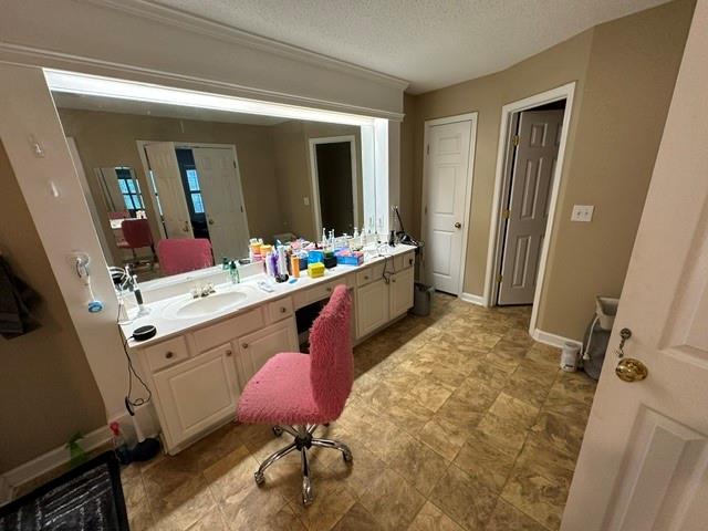 2722 Spindletop Lane Nw Property Photo 19