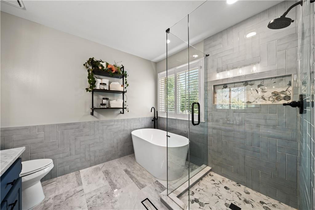 7330 Wynfield Drive Property Photo 3