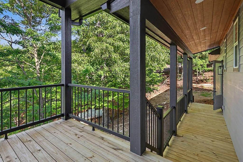 383 Rustic Barn Trail Property Photo 29