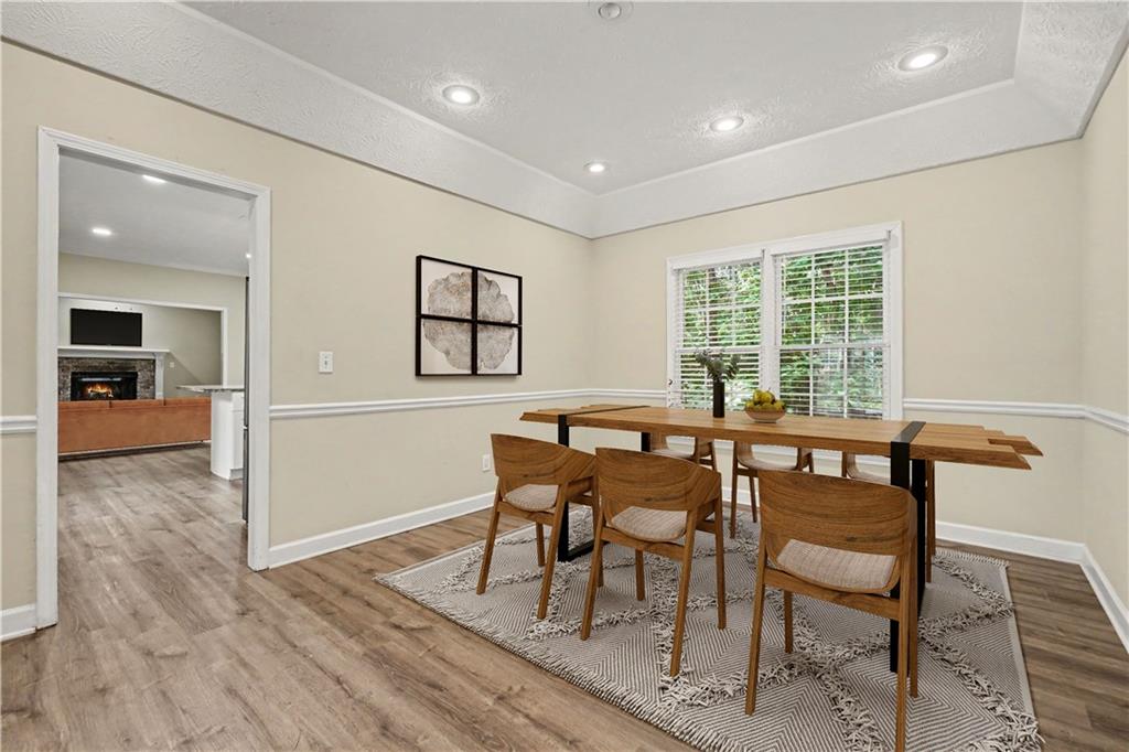 213 Powers Court Property Photo 7