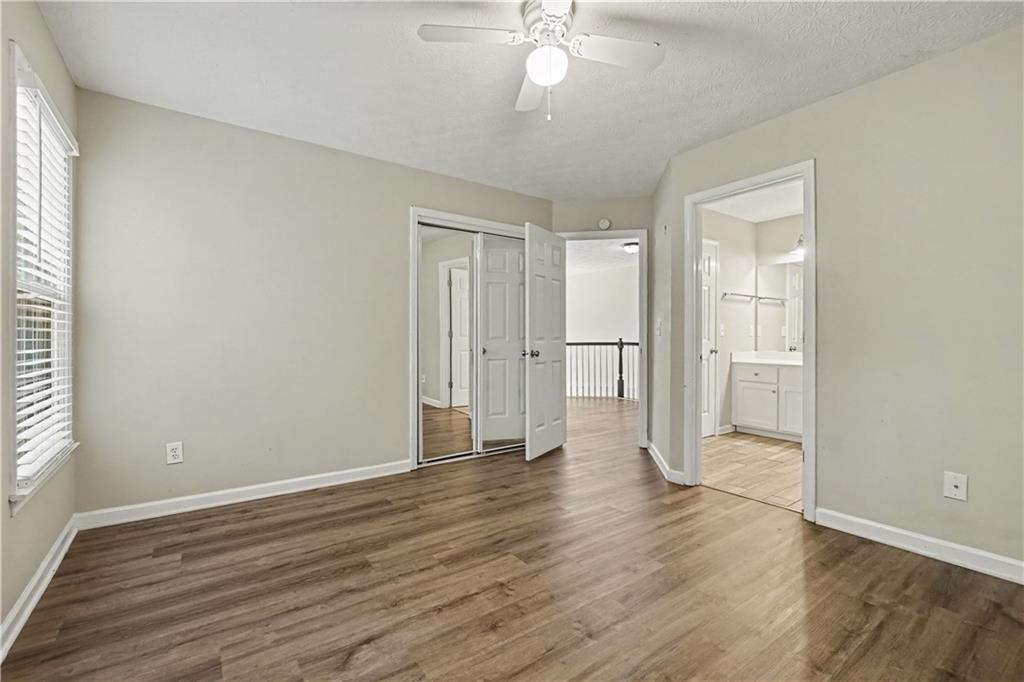 213 Powers Court Property Photo 21