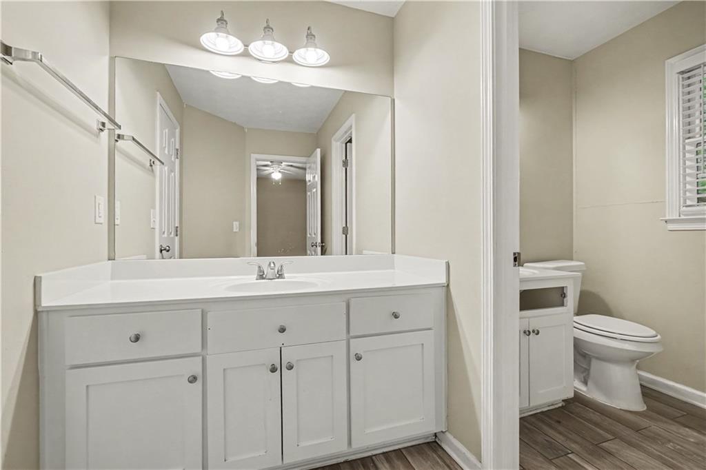 213 Powers Court Property Photo 22