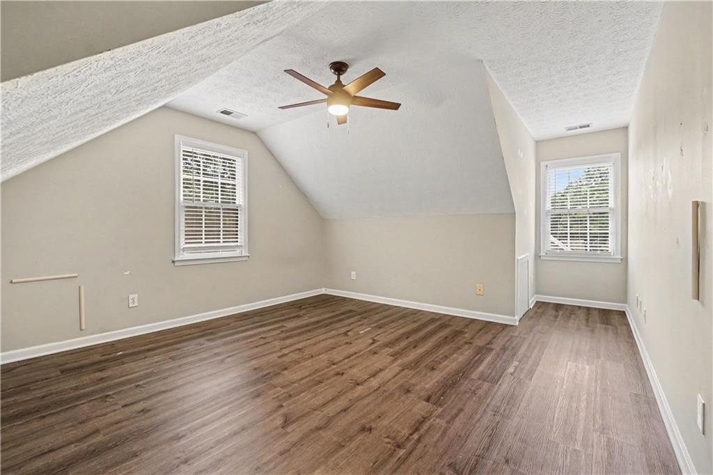 213 Powers Court Property Photo 26