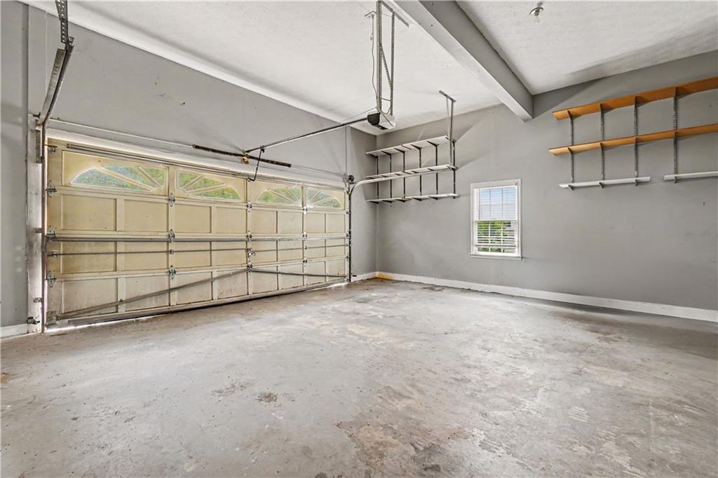 213 Powers Court Property Photo 35