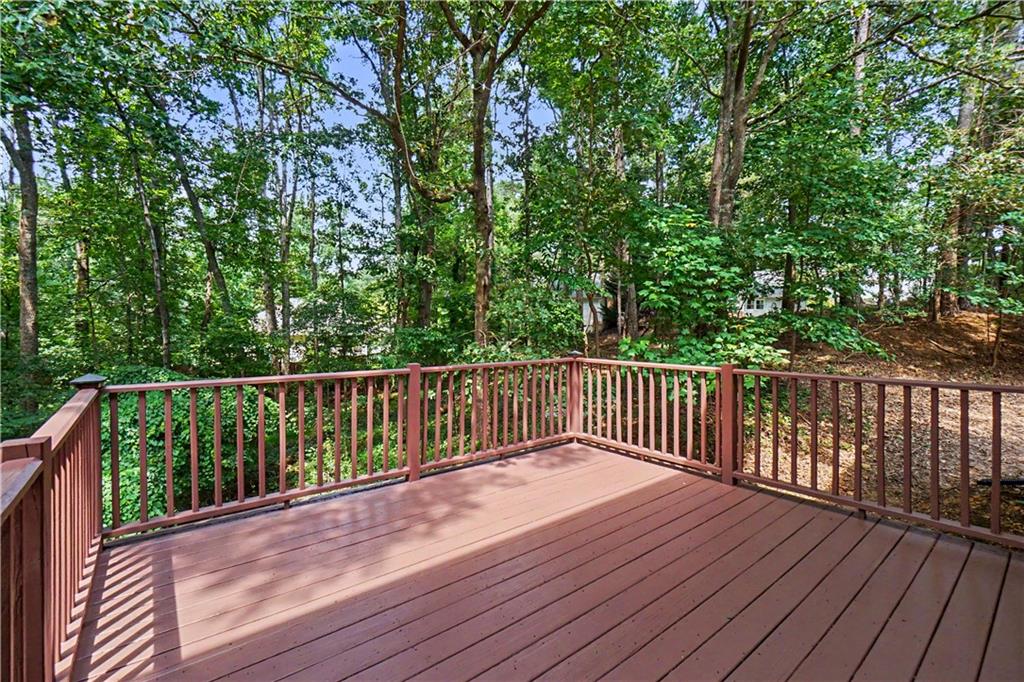 213 Powers Court Property Photo 36
