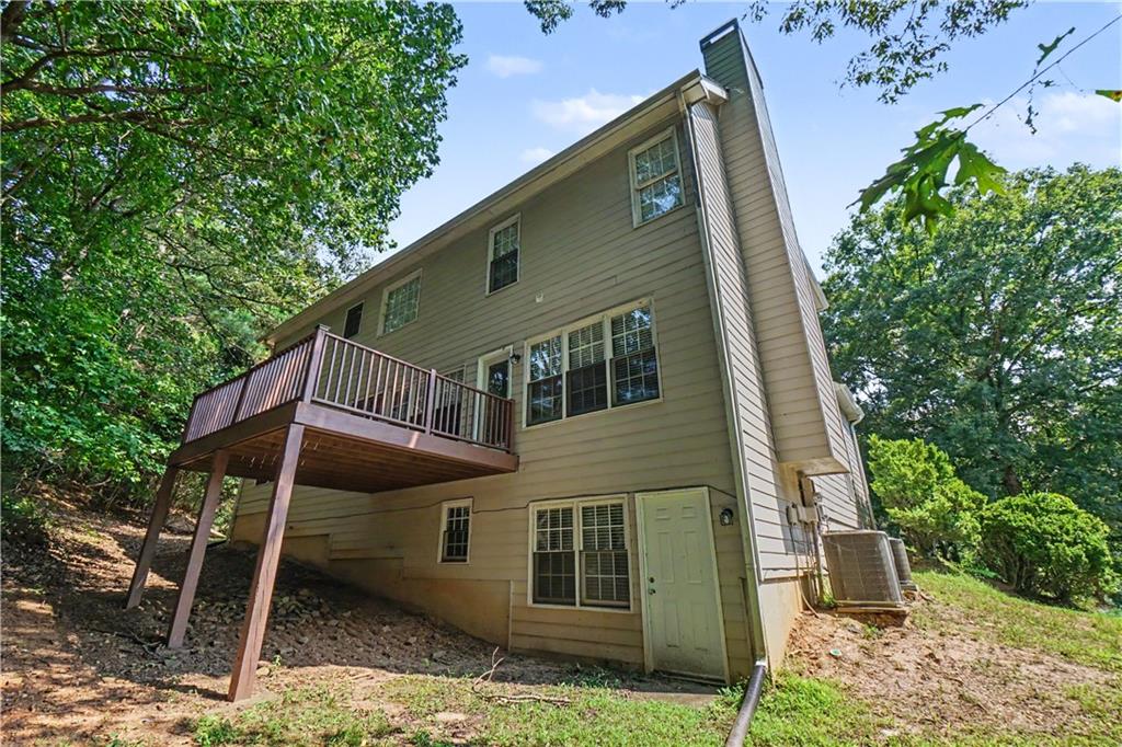 213 Powers Court Property Photo 38