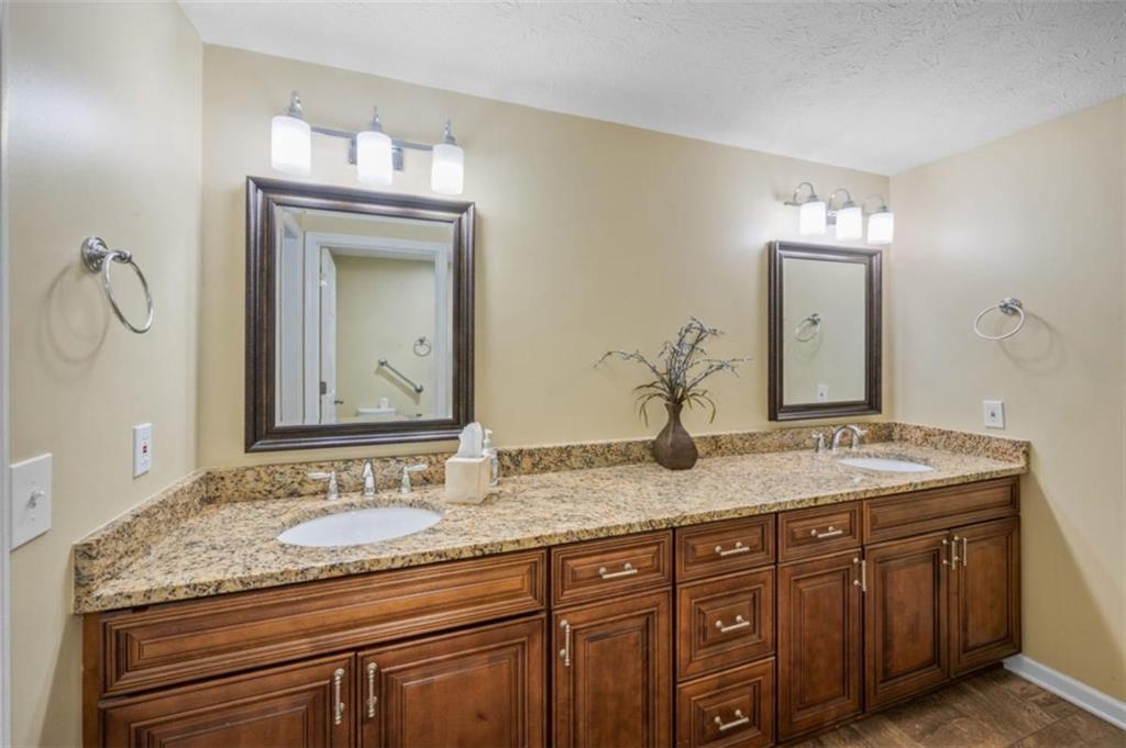 6207 Moss Drive Property Photo 14