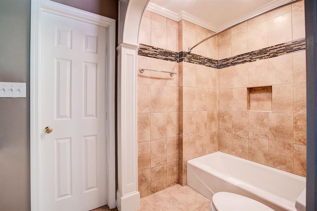 3305 Greencastle Ne Property Photo 23