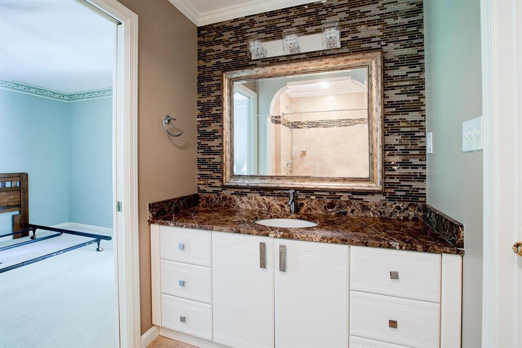 3305 Greencastle Ne Property Photo 24