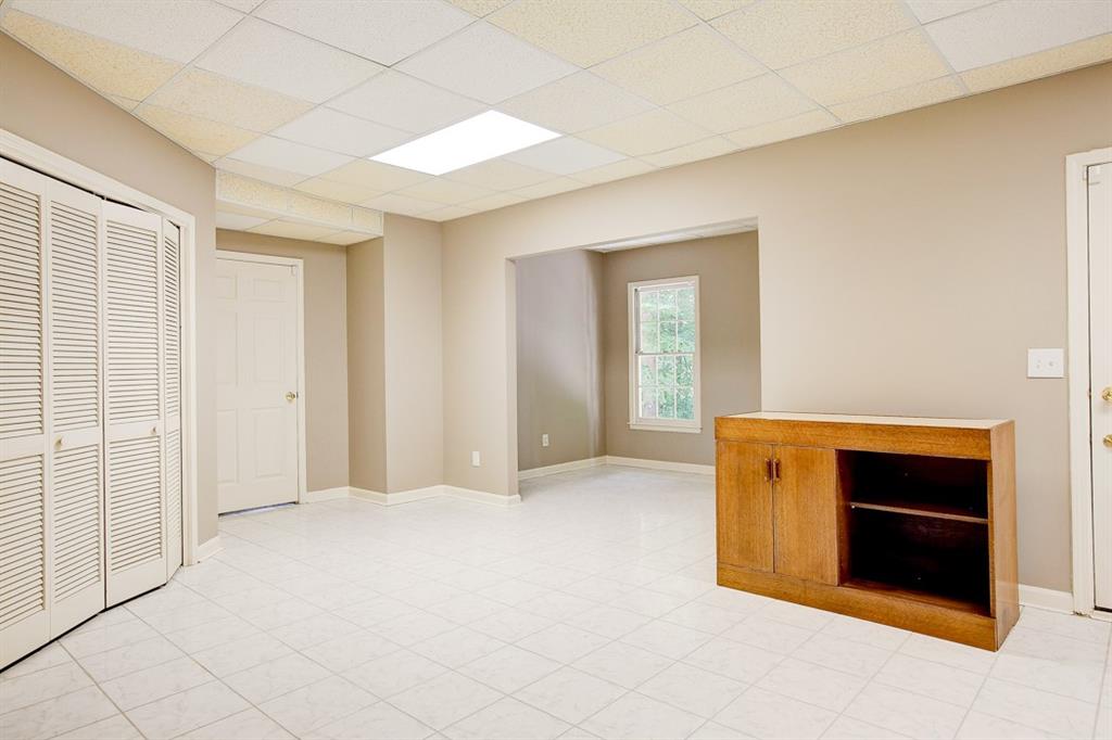 3305 Greencastle Ne Property Photo 34