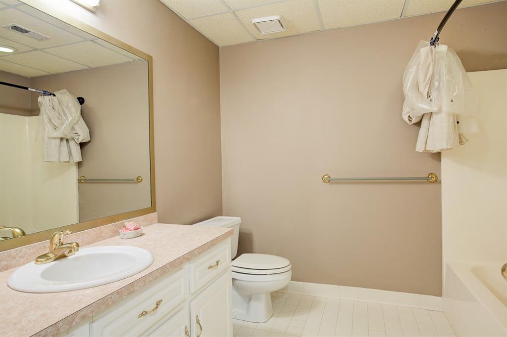 3305 Greencastle Ne Property Photo 36
