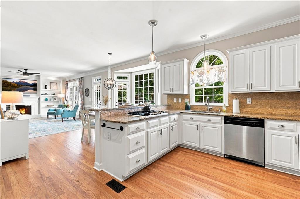 5000 Fairhaven Way Ne Property Photo 14