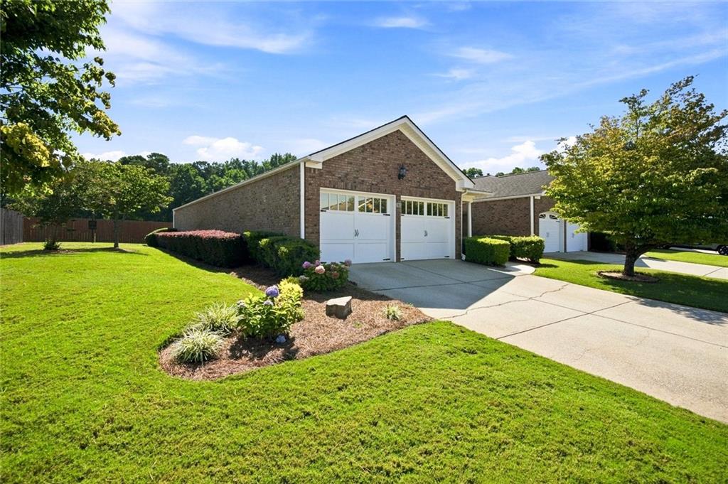 131 Countryside Court Property Photo 2