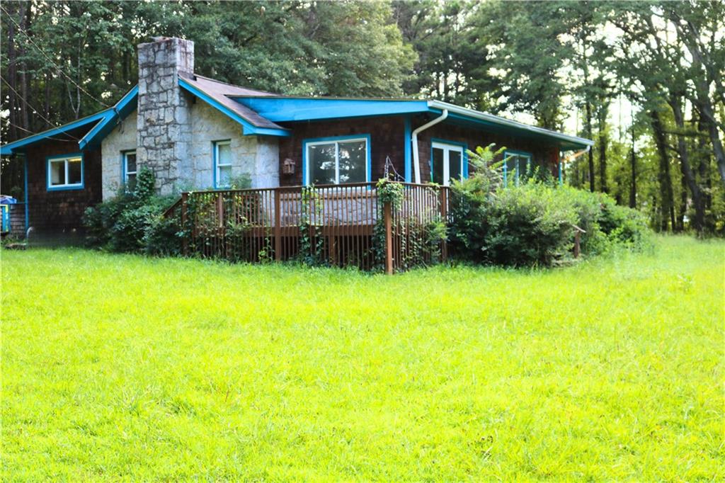 6169 Hillvale Road Property Photo 1