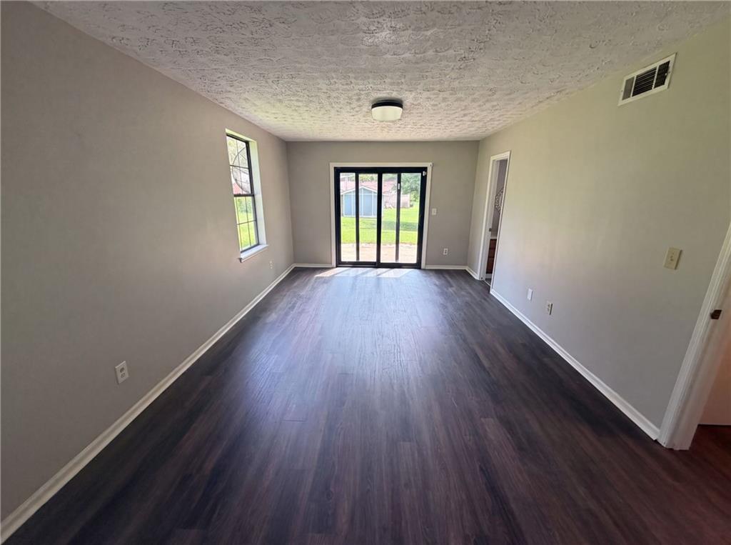 165 Splitwood Lane Property Photo 3