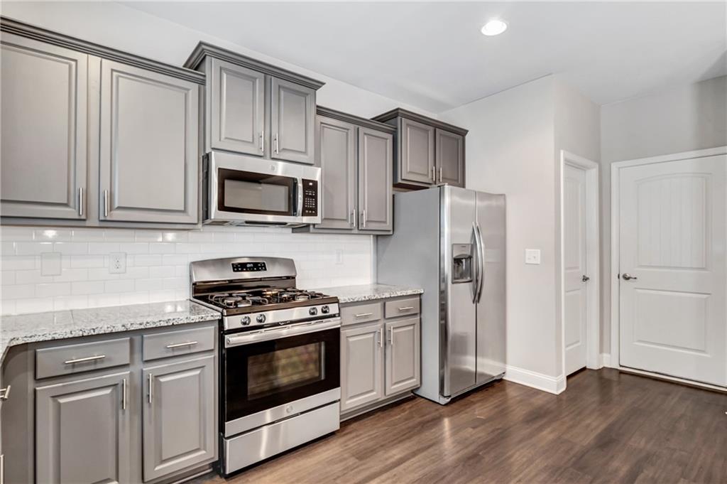 3302 Bellingham Way Property Photo 14
