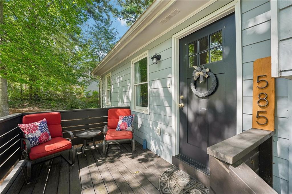 585 Westchester Circle SW Property Photo 1