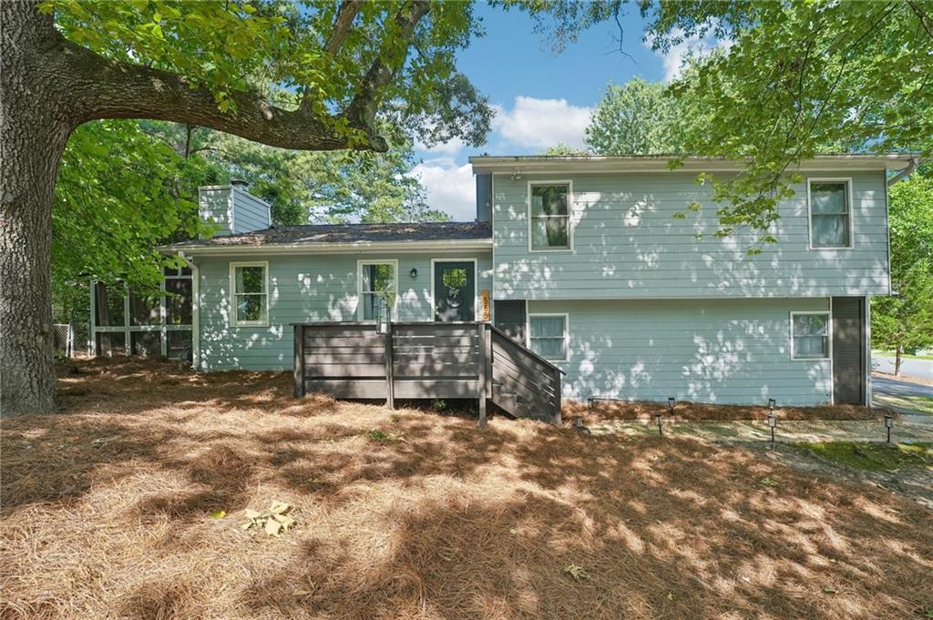 585 Westchester Circle Sw Property Photo 3