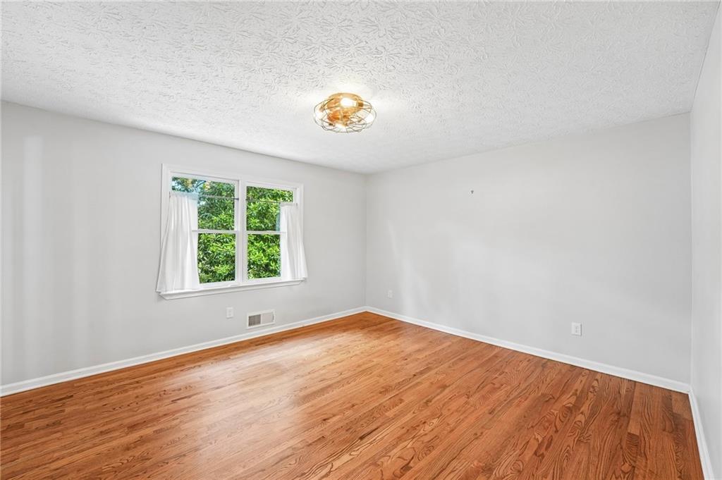 585 Westchester Circle Sw Property Photo 24