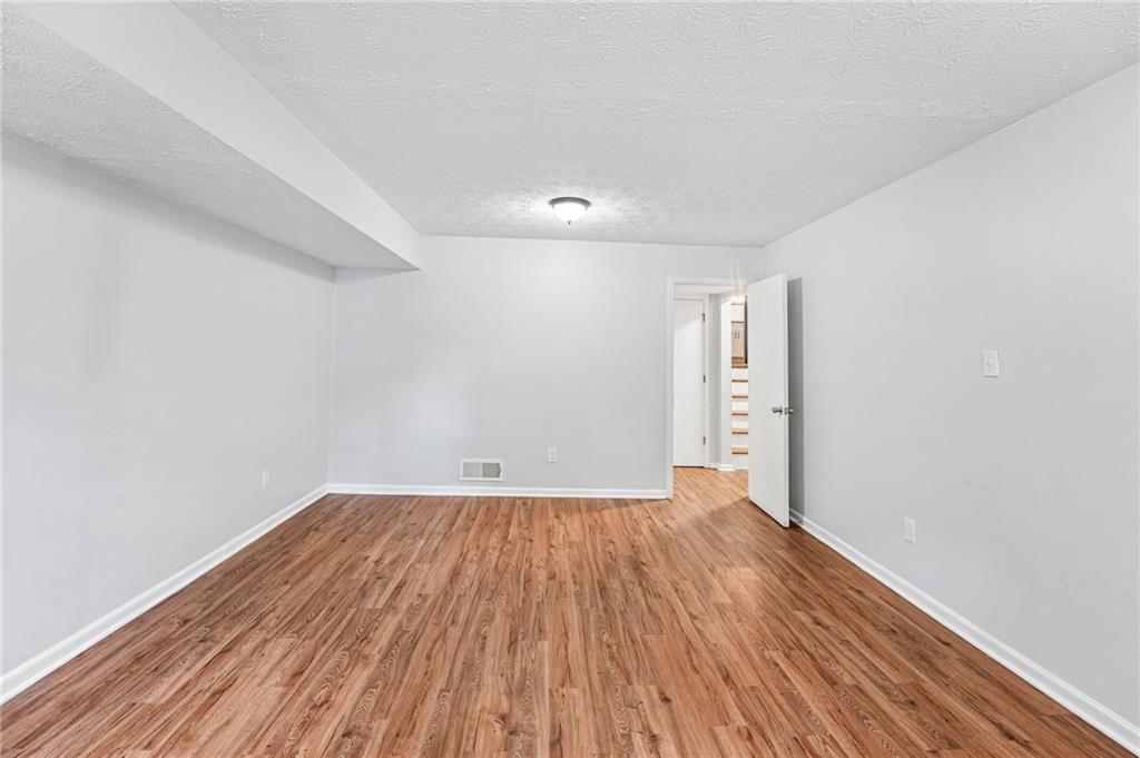 585 Westchester Circle Sw Property Photo 41