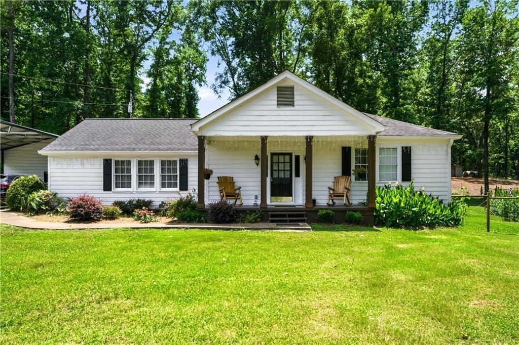1042 Carl Bramlett Road Property Photo 1