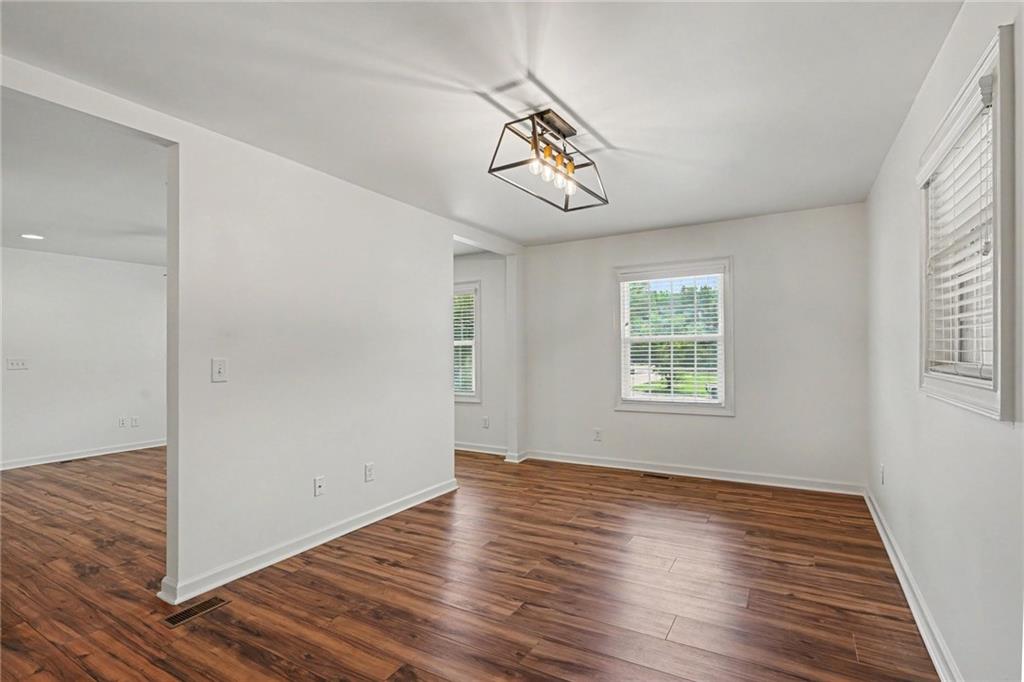 312 W Downing Court Property Photo 7