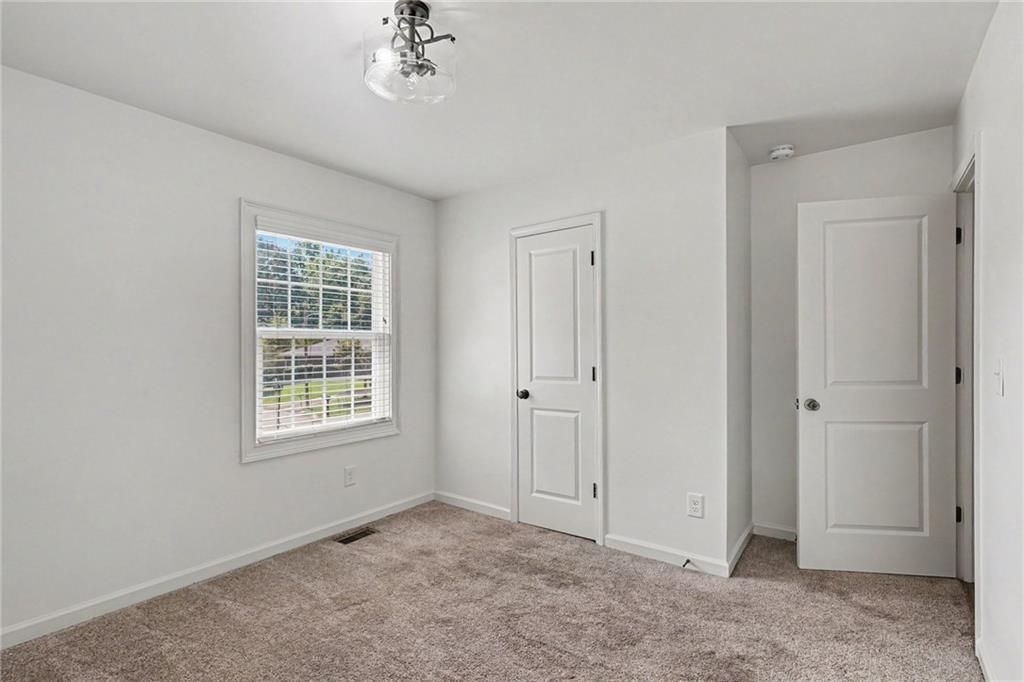 312 W Downing Court Property Photo 18