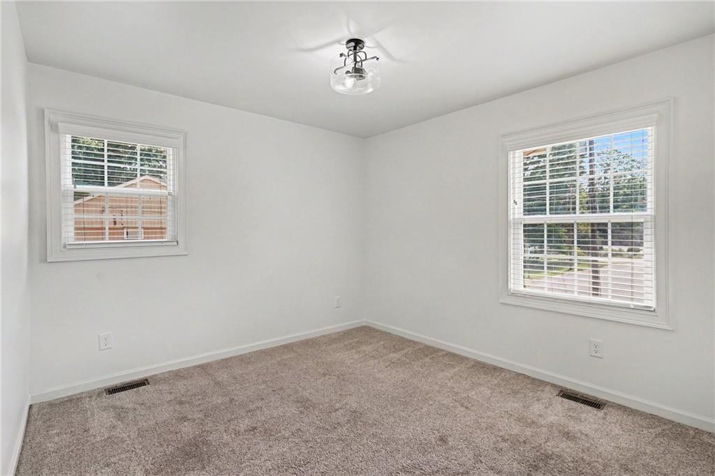 312 W Downing Court Property Photo 19