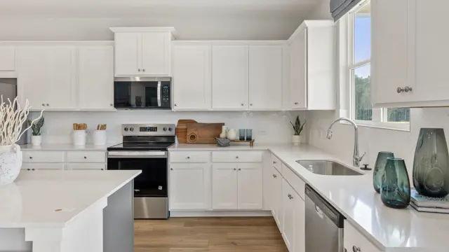 111 Sanborne View Drive Property Photo 9