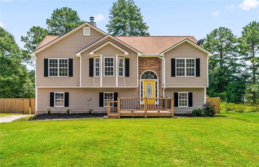 29 Wood Circle Property Photo 1