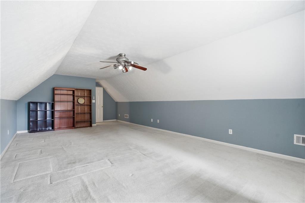 36 Miners Way Property Photo 5