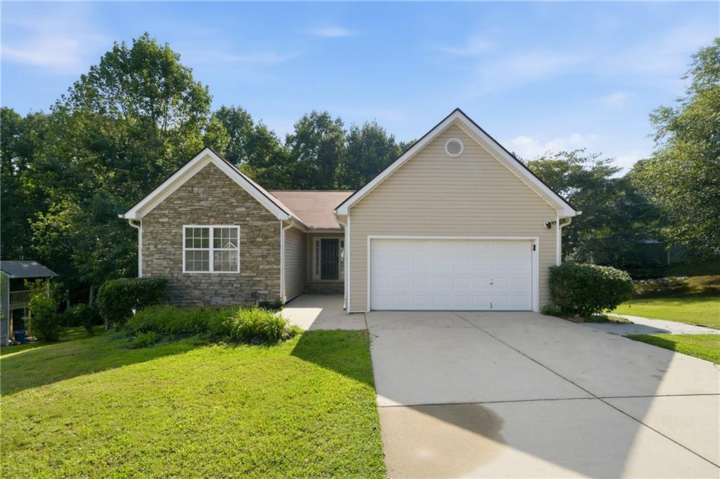 5012 Yellow Stone Drive Property Photo 1