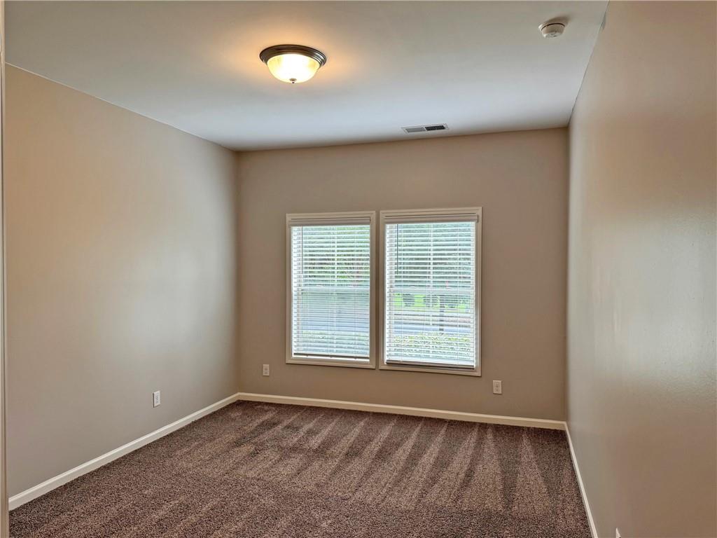 6027 Landers Loop Property Photo 9