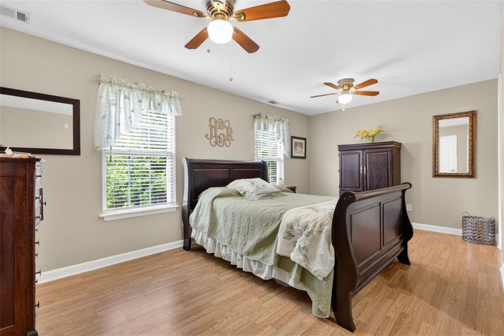 2484 Stonegate Drive Nw Property Photo 25