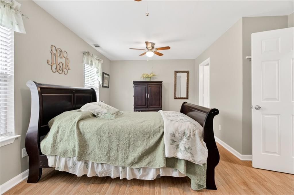 2484 Stonegate Drive Nw Property Photo 27