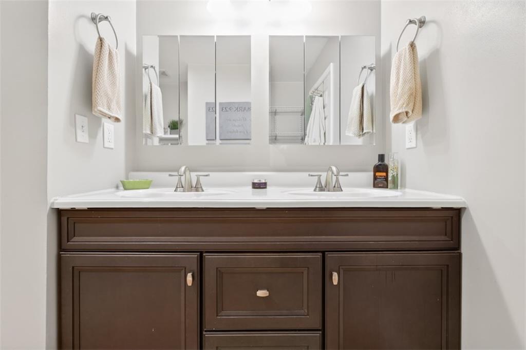 2484 Stonegate Drive Nw Property Photo 30