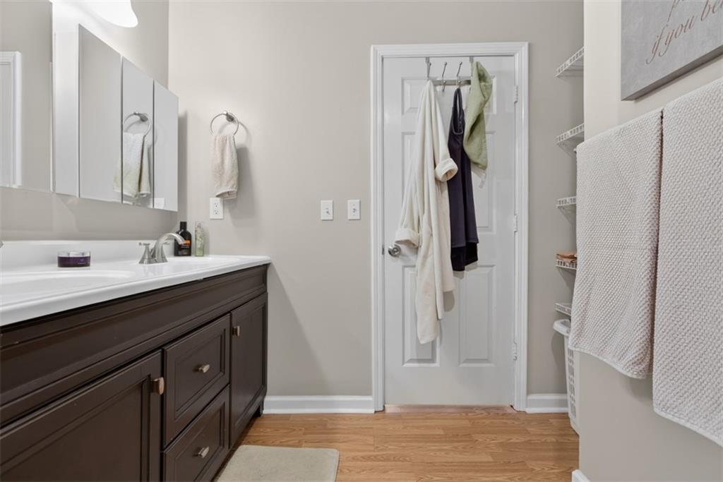 2484 Stonegate Drive Nw Property Photo 33