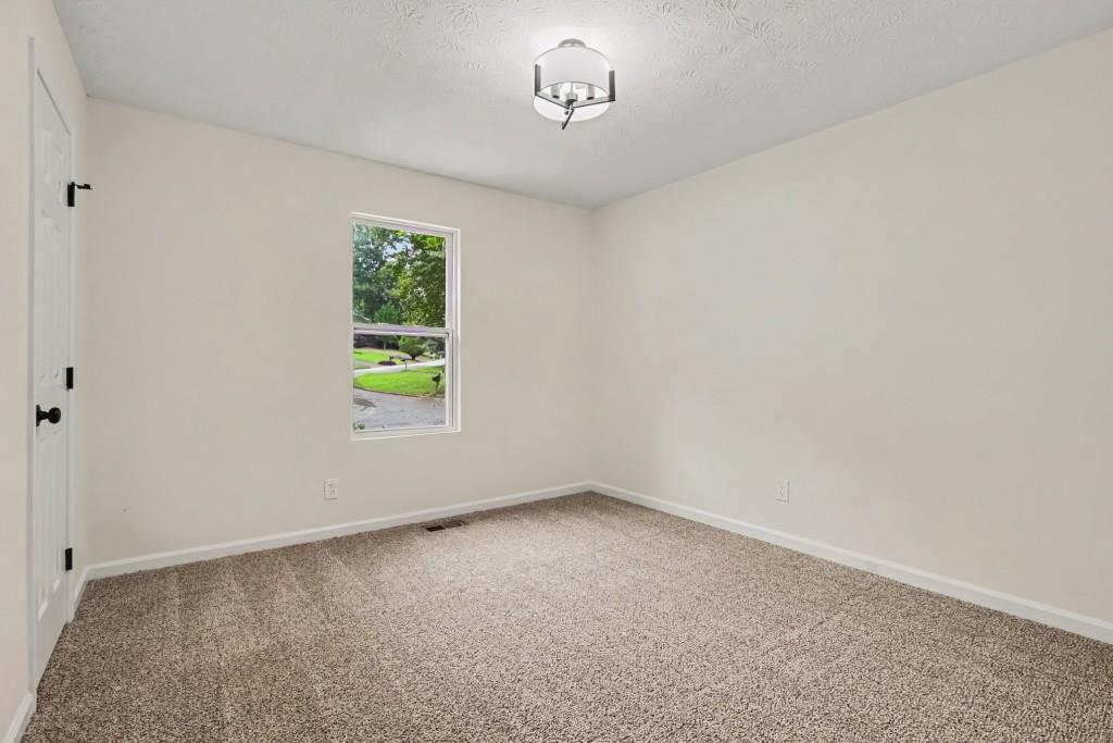 5055 S Woodbridge Trail Property Photo 18
