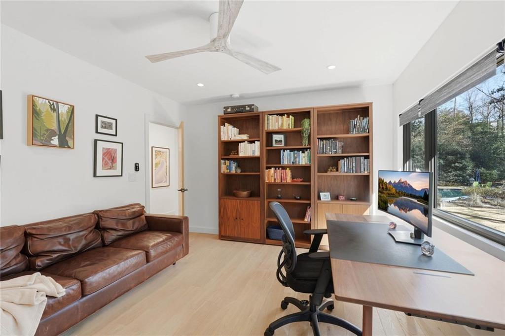 1807 Lenox Road Ne Property Photo 78