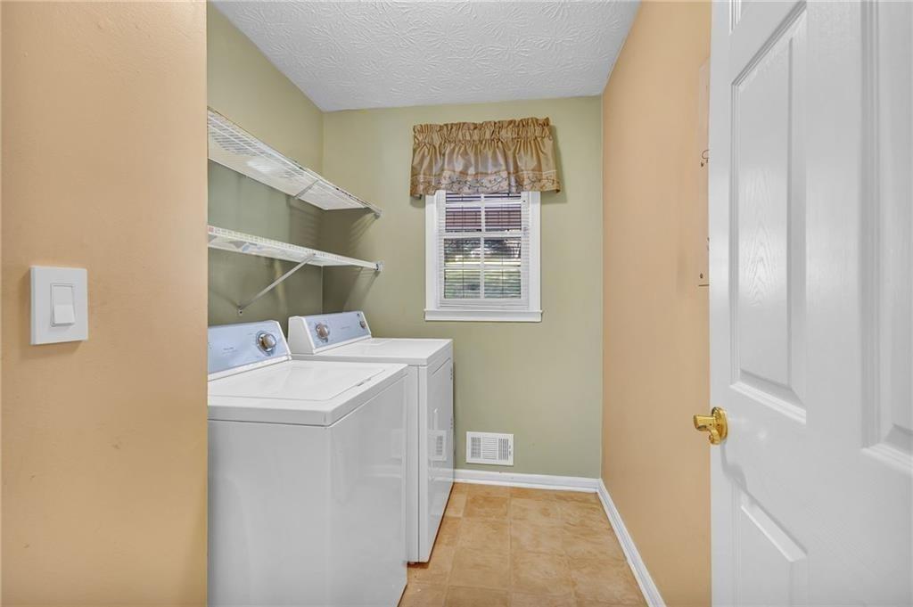 5779 Chisholm Trail Property Photo 6