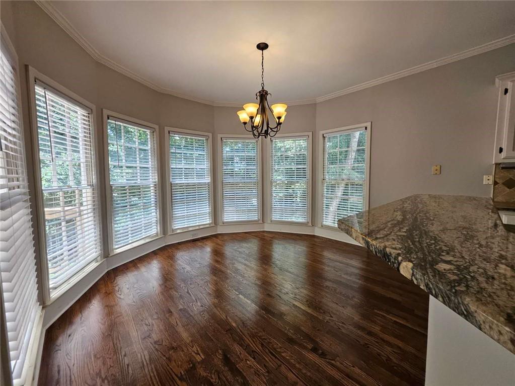 450 Eastbourne Way Property Photo 9