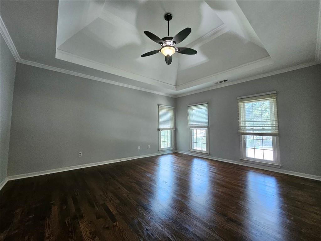 450 Eastbourne Way Property Photo 13